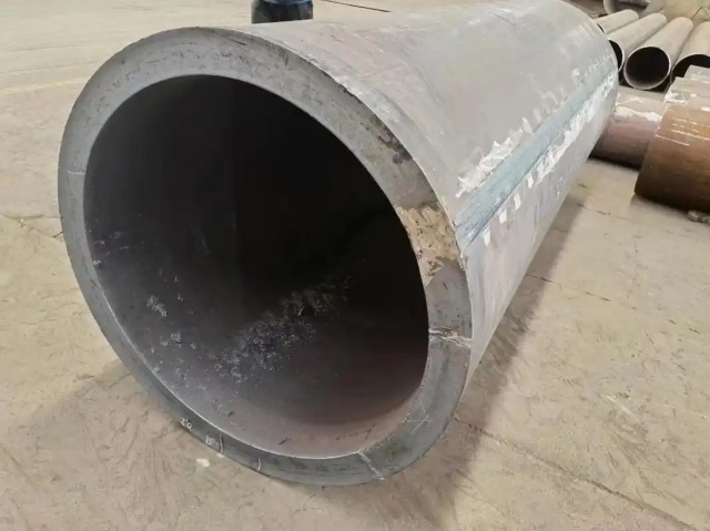 革吉30CrMo大口径无缝钢管